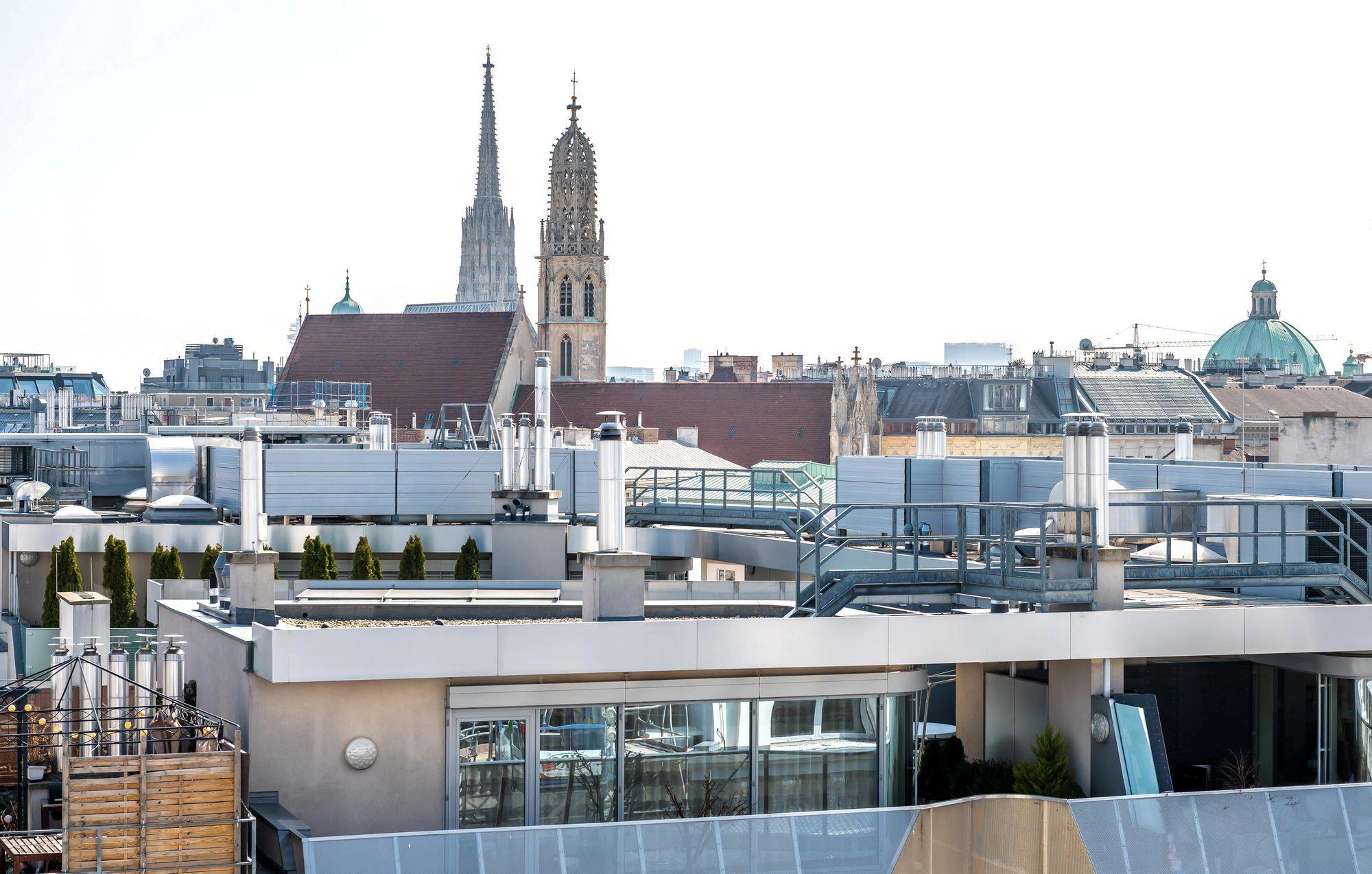 Квартиры в историческом жилом комплексе в Вене, Австрия