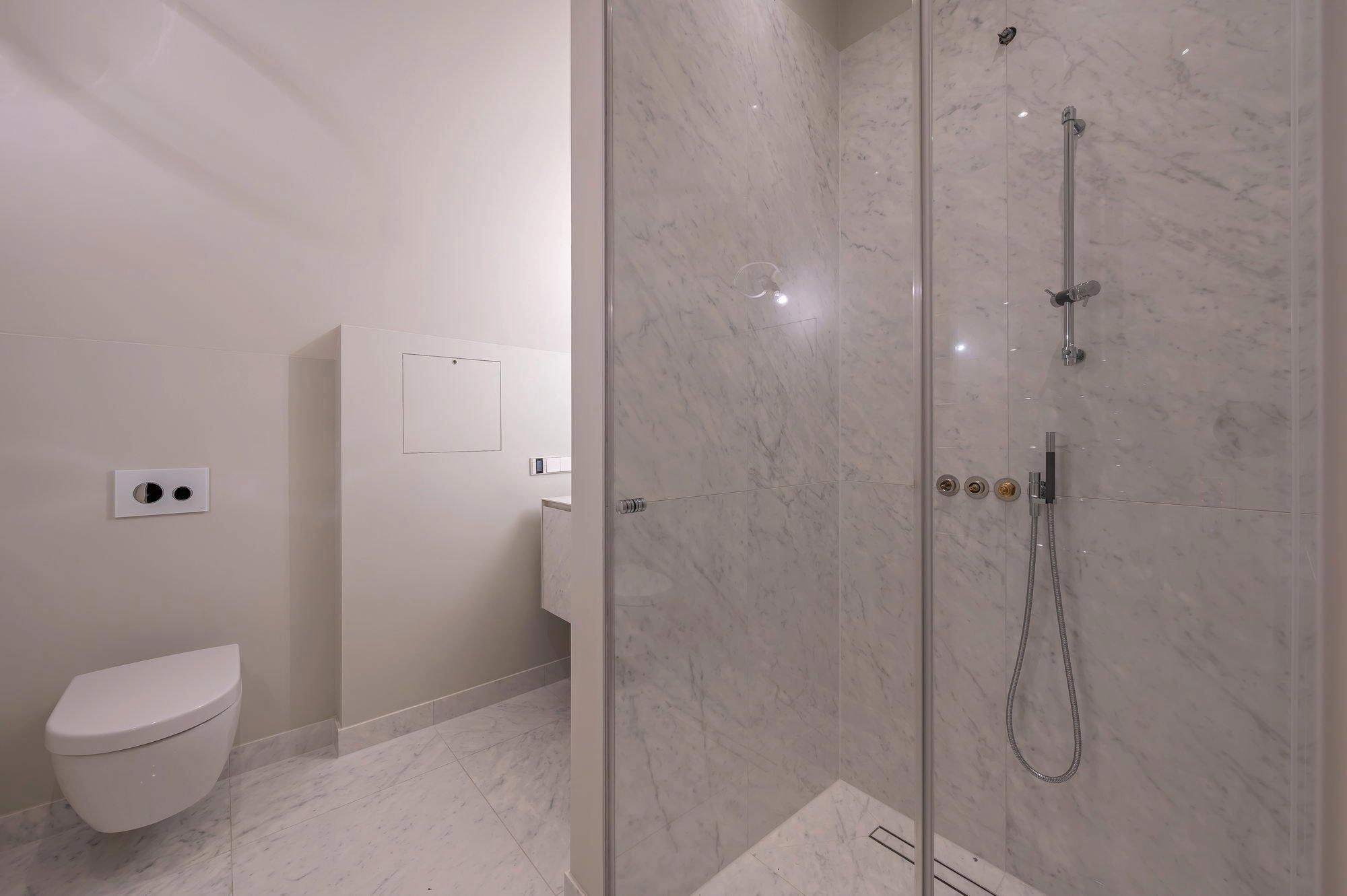 Квартиры в историческом жилом комплексе в Вене, Австрия