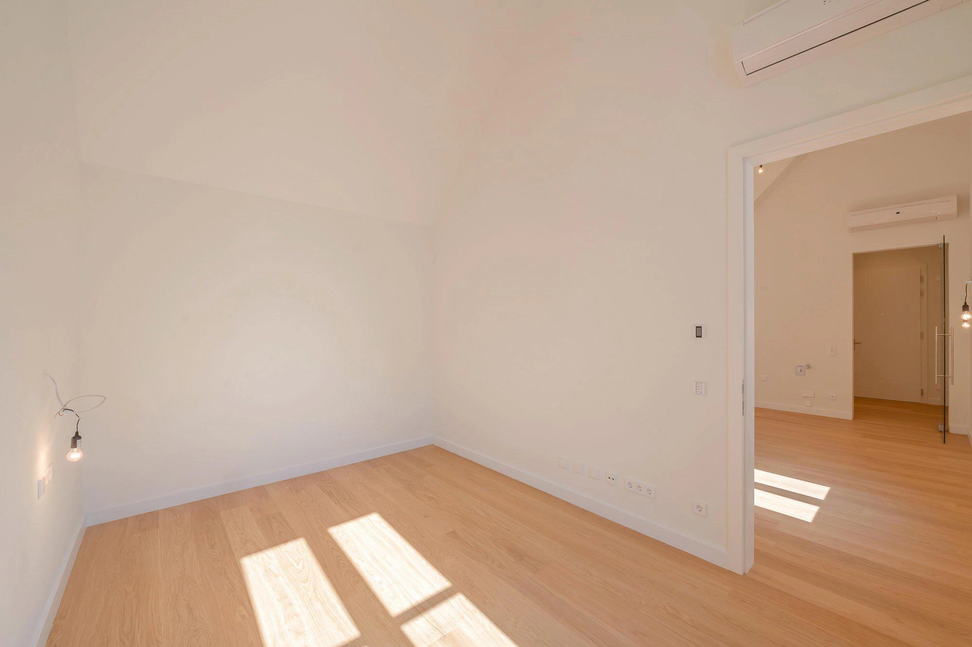 Квартиры в историческом жилом комплексе в Вене, Австрия