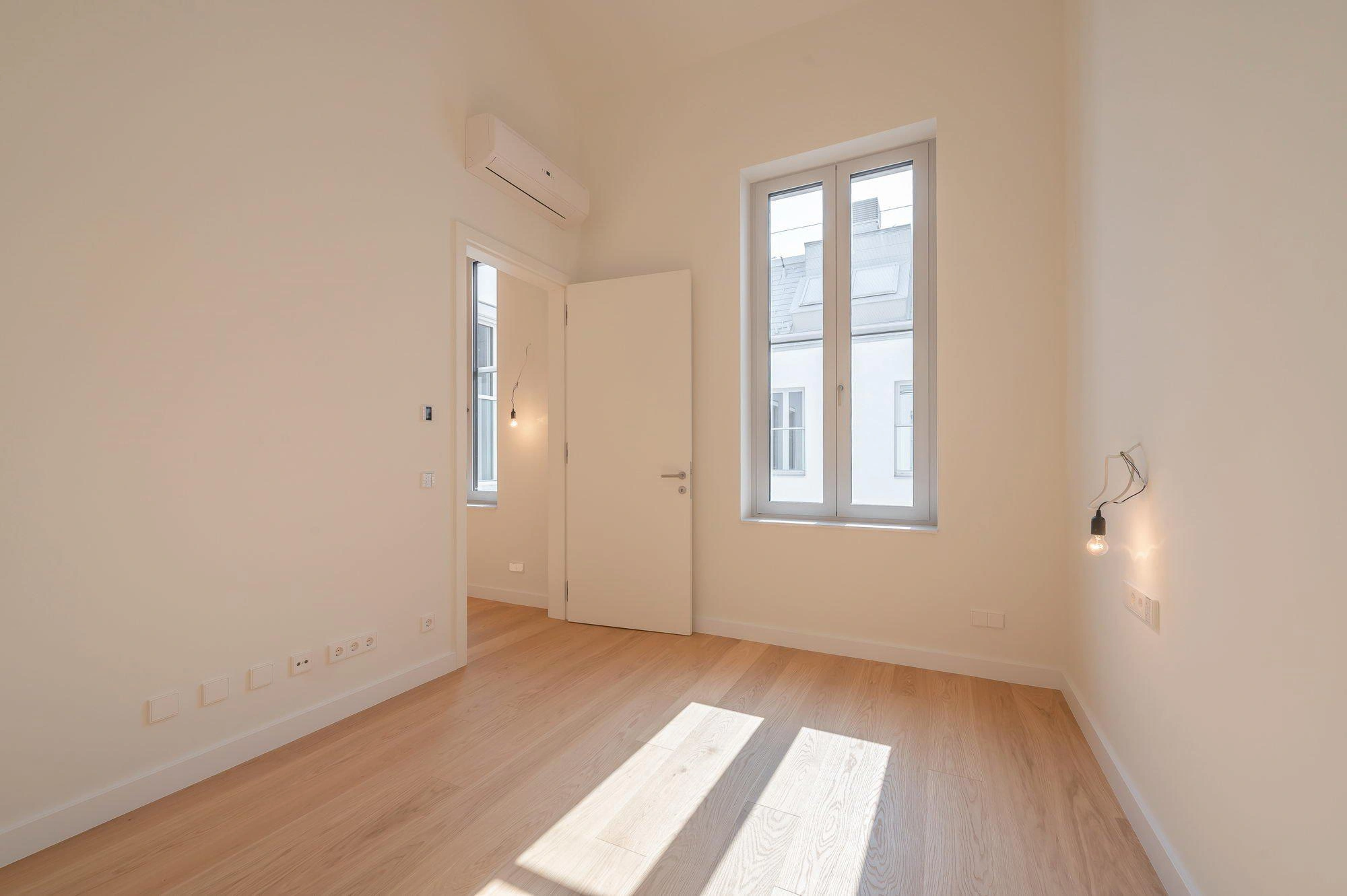 Квартиры в историческом жилом комплексе в Вене, Австрия