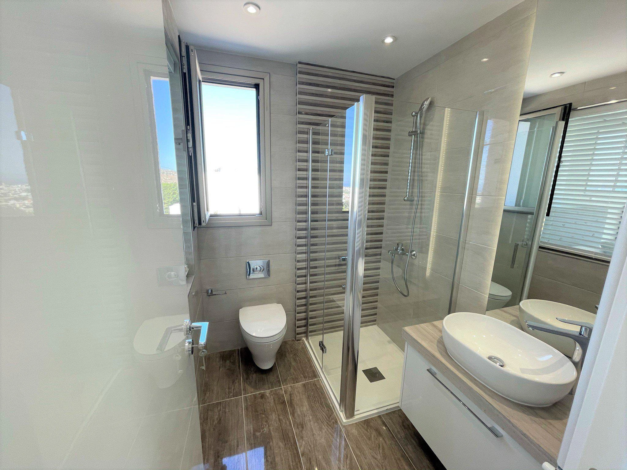 Виллы с панорамным видом на море рядом с пляжем в Пафосе, Кипр