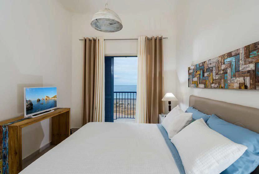 Апартаменты в жилом комплексе на первой линии в Крите, Греция