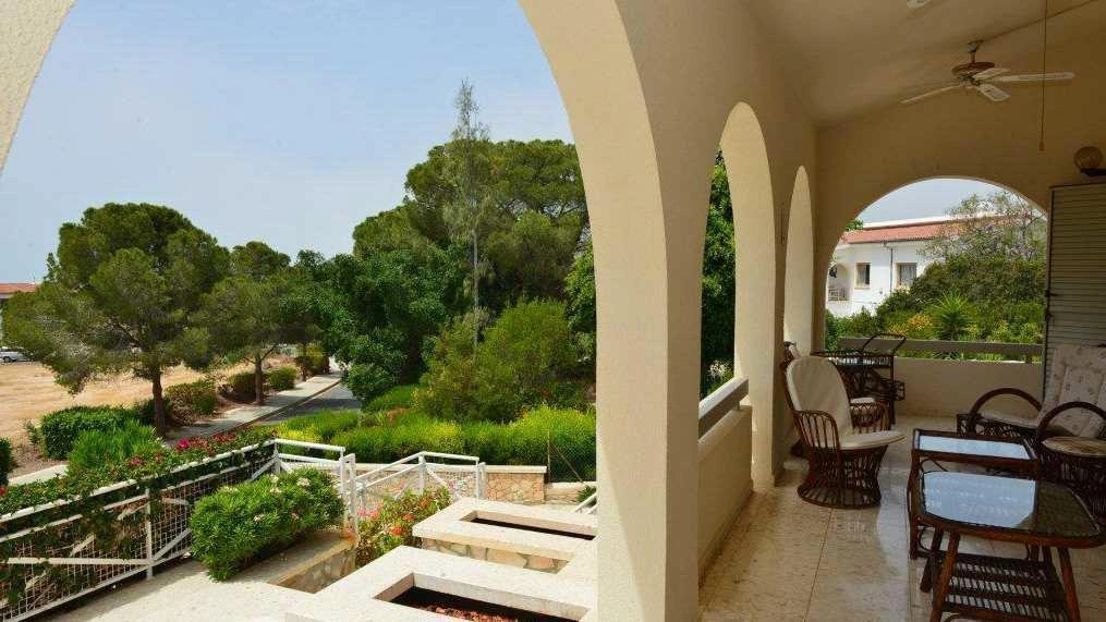 Виллы с мебелью в Пафосе, Кипр