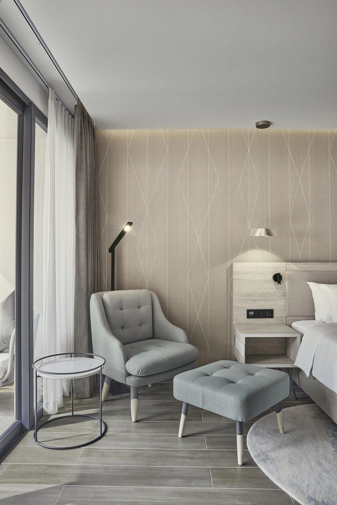 Апартаменты в кондо-отеле на пляже Май Кхао, Пхукет, Таиланд