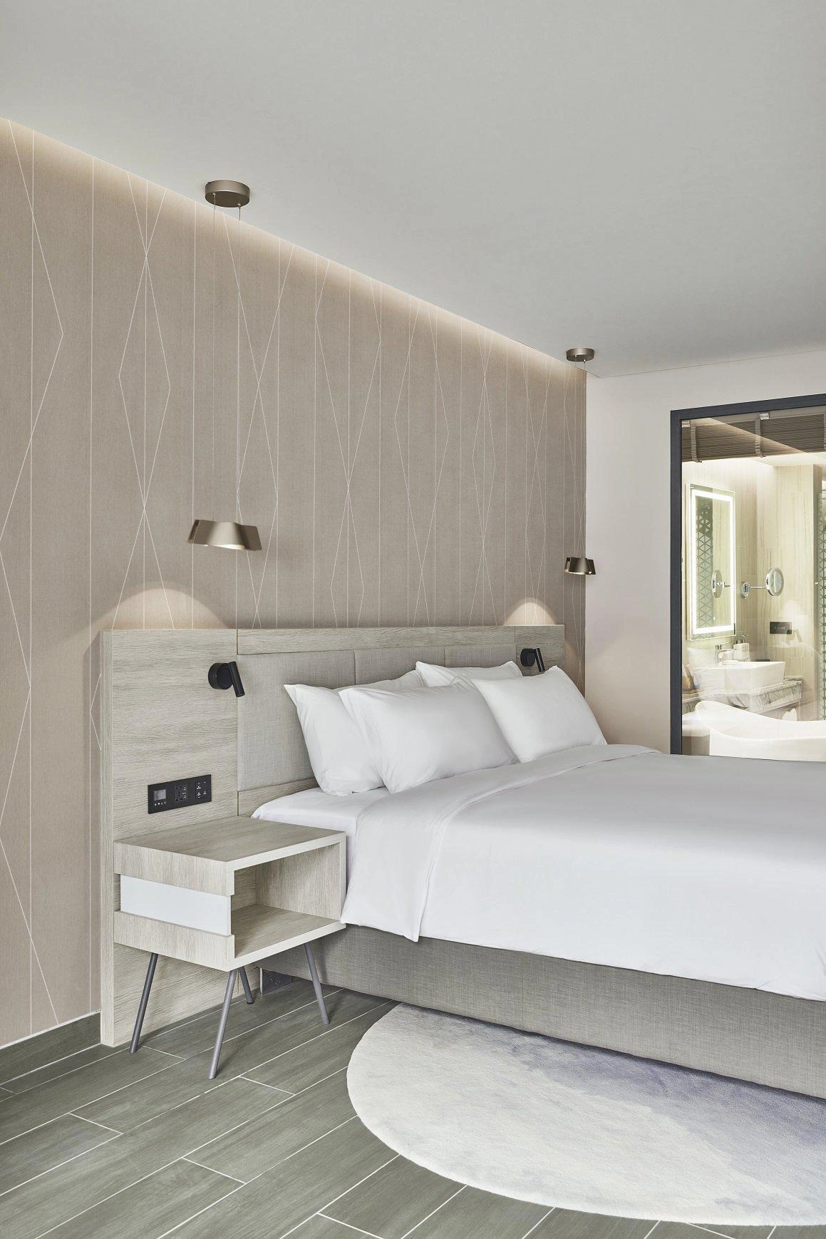 Апартаменты в кондо-отеле на пляже Май Кхао, Пхукет, Таиланд