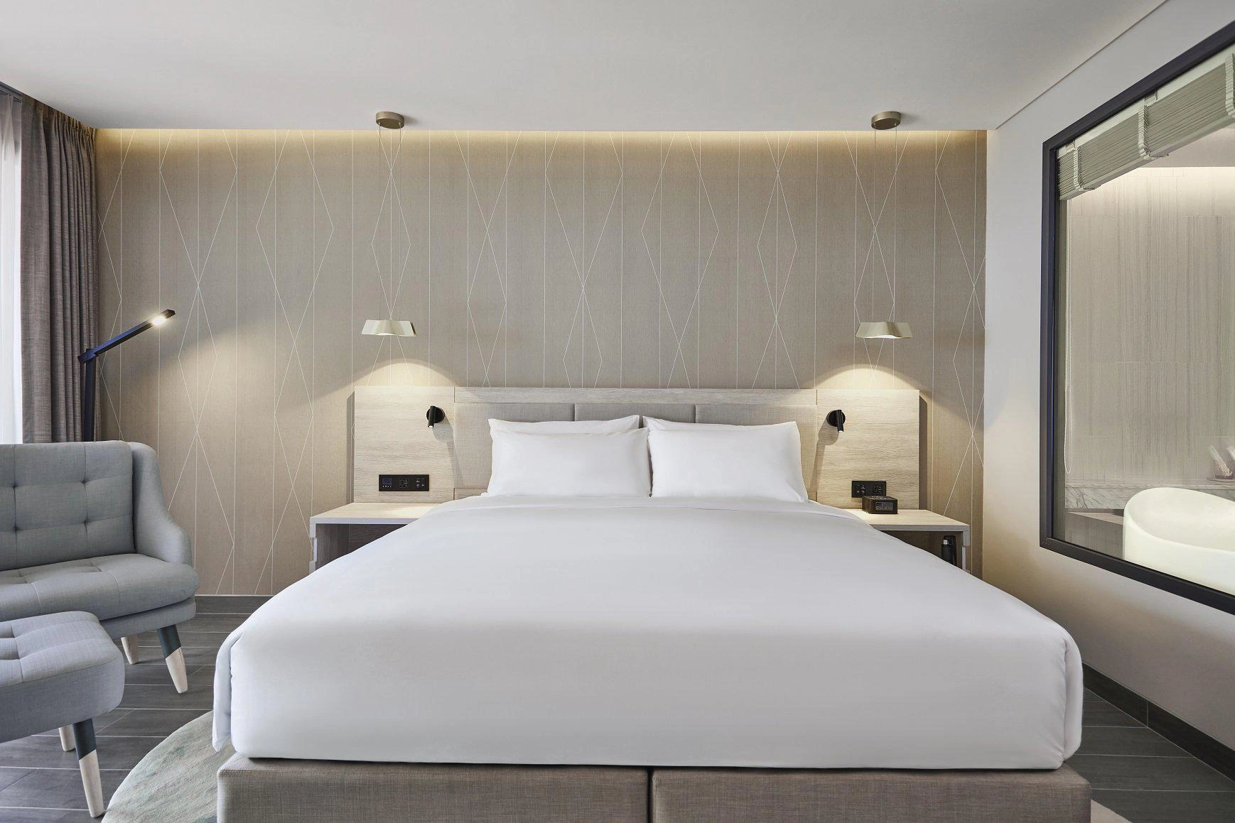 Апартаменты в кондо-отеле на пляже Май Кхао, Пхукет, Таиланд