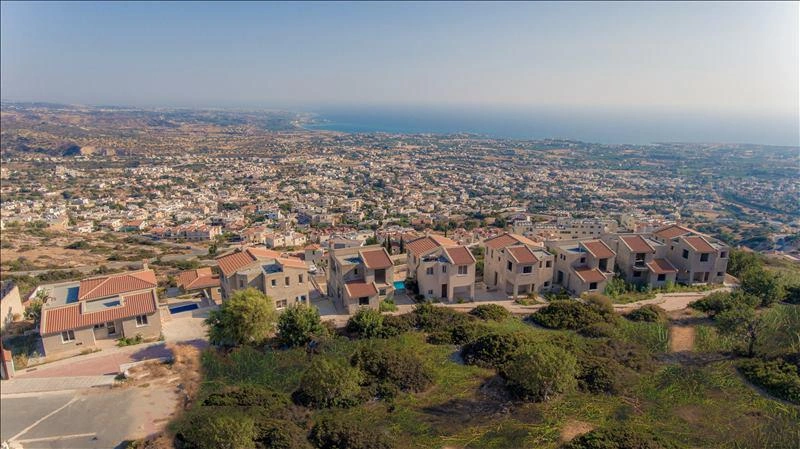 Виллы в жилом комплексе в Пафосе, Кипр