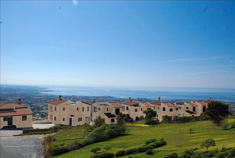 Виллы в жилом комплексе в Пафосе, Кипр