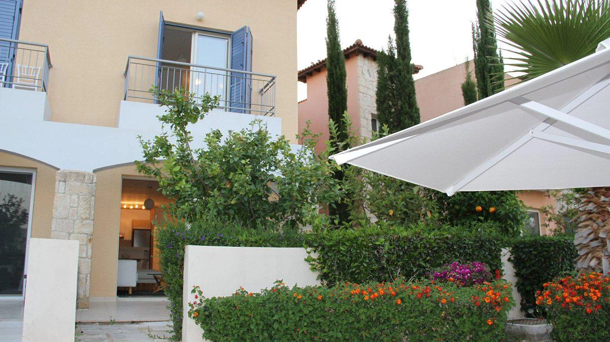 Таунхаусы в жилом комплексе в Пафосе, Кипр