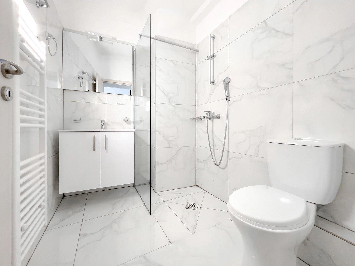 Квартиры в современном жилом комплексе в Аттике, Греция