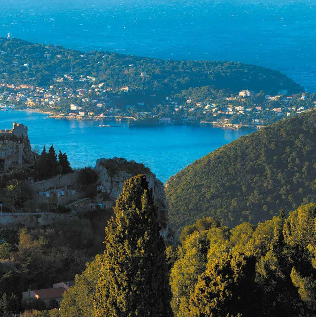 Апартаменты в современном жилом комплексе в Прованс — Альпы — Лазурный Берег, Франция