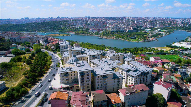 Квартиры в современном жилом комплексе в Стамбуле, Турция