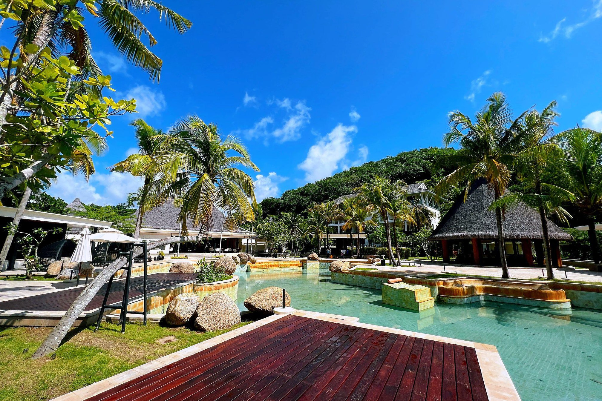 Таунхаусы в жилом комплексе на Пхукете, Таиланд