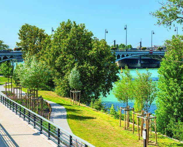 Квартиры в новом жилом комплексе у набережной Сены в Иль-де-Франс, Франция