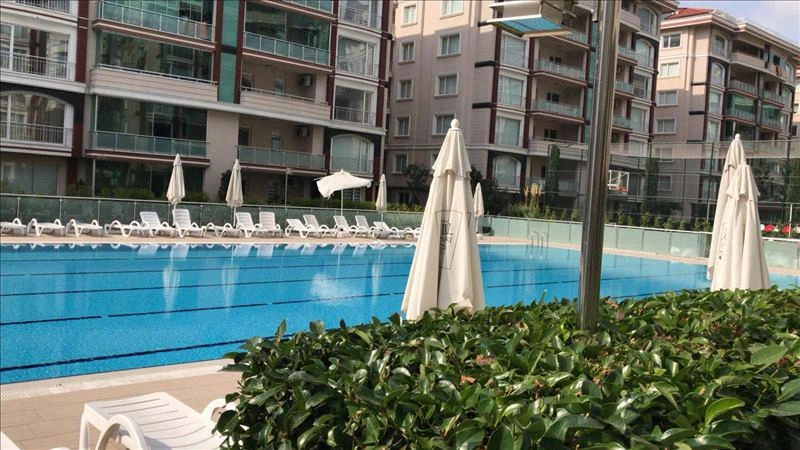 Апартаменты в жилом комплексе рядом с пляжем и мариной в Стамбуле, Турция