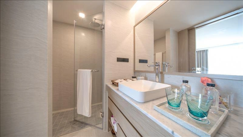 Апартаменты в жилом комплексе рядом с пляжем Раваи на Пхукете, Таиланд