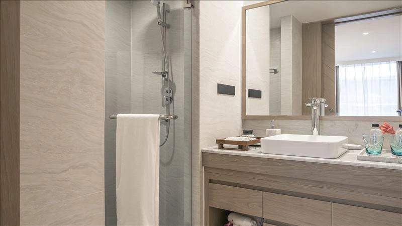 Апартаменты в жилом комплексе рядом с пляжем Раваи на Пхукете, Таиланд