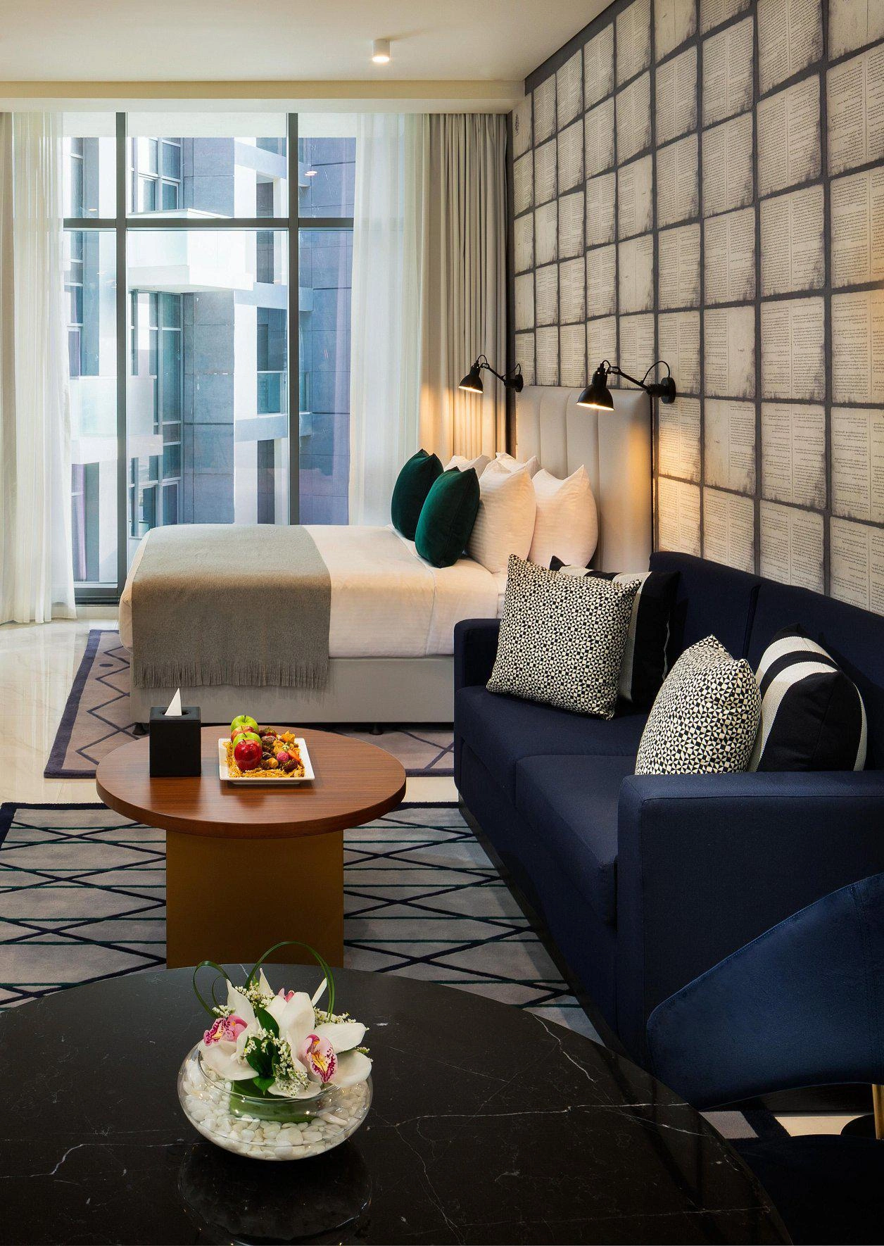 Апартаменты Millennium Atria, Объединённые Арабские Эмираты, Дубай