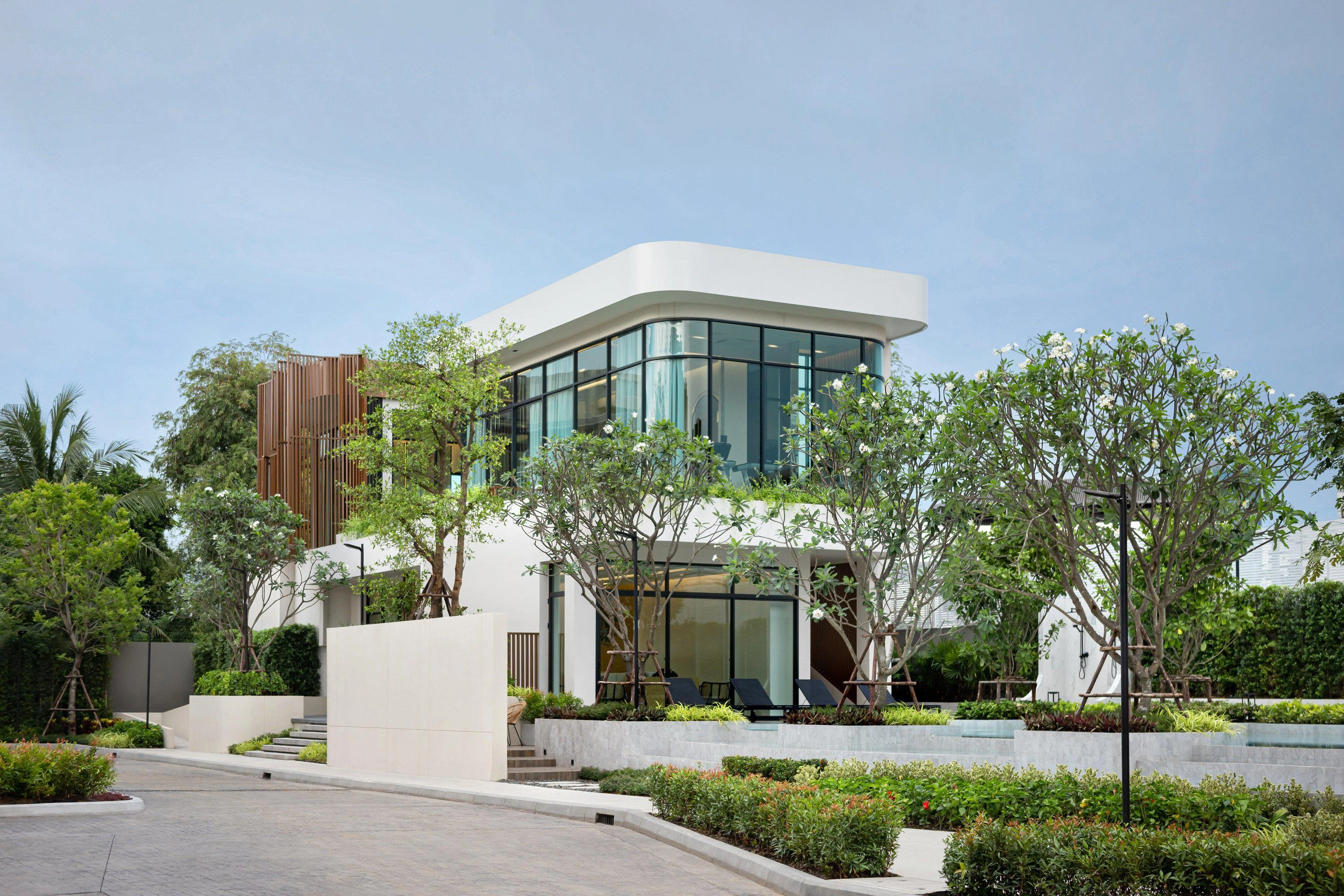 Виллы в современном жилом комплексе в Бангкоке, Таиланд