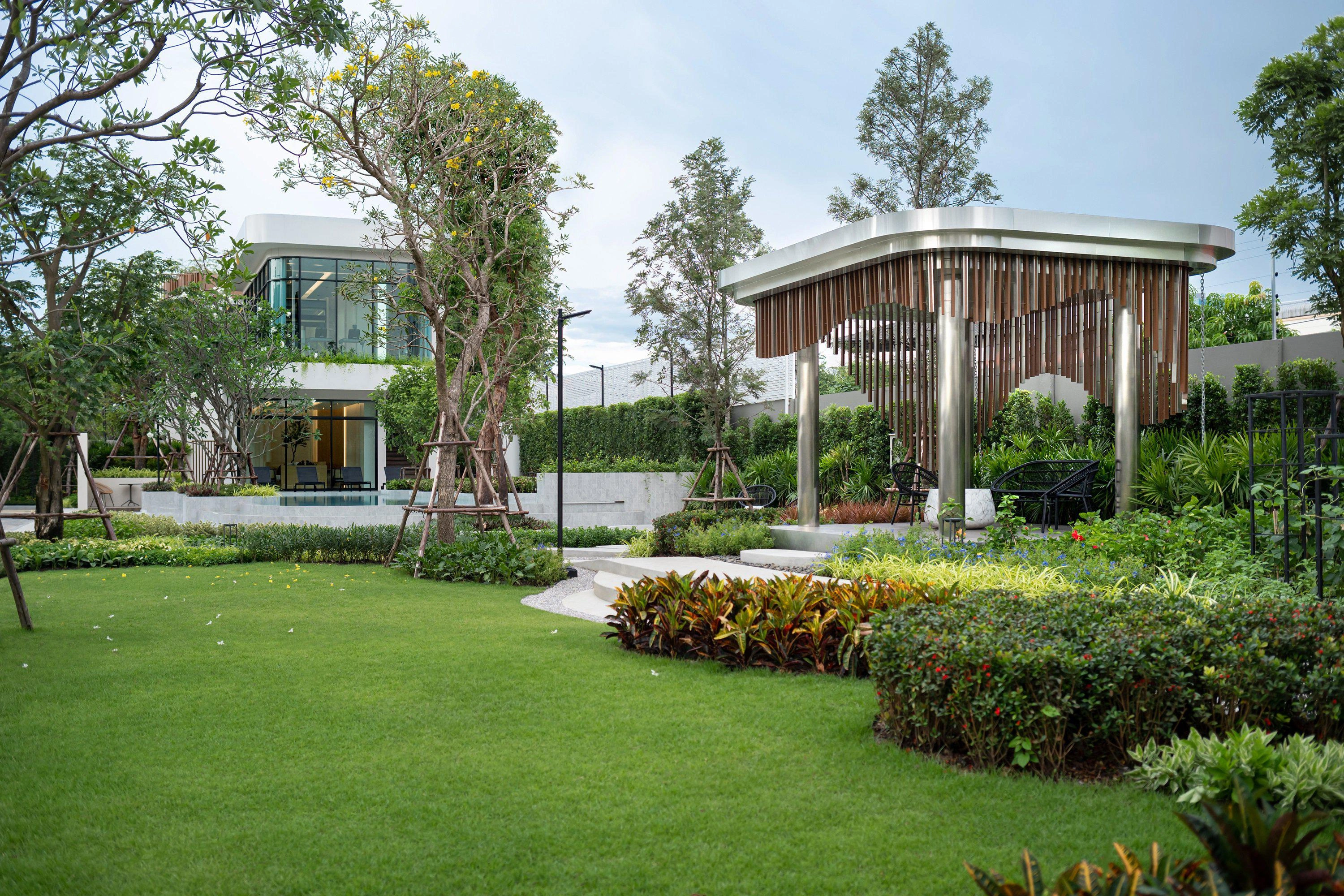 Виллы в современном жилом комплексе в Бангкоке, Таиланд