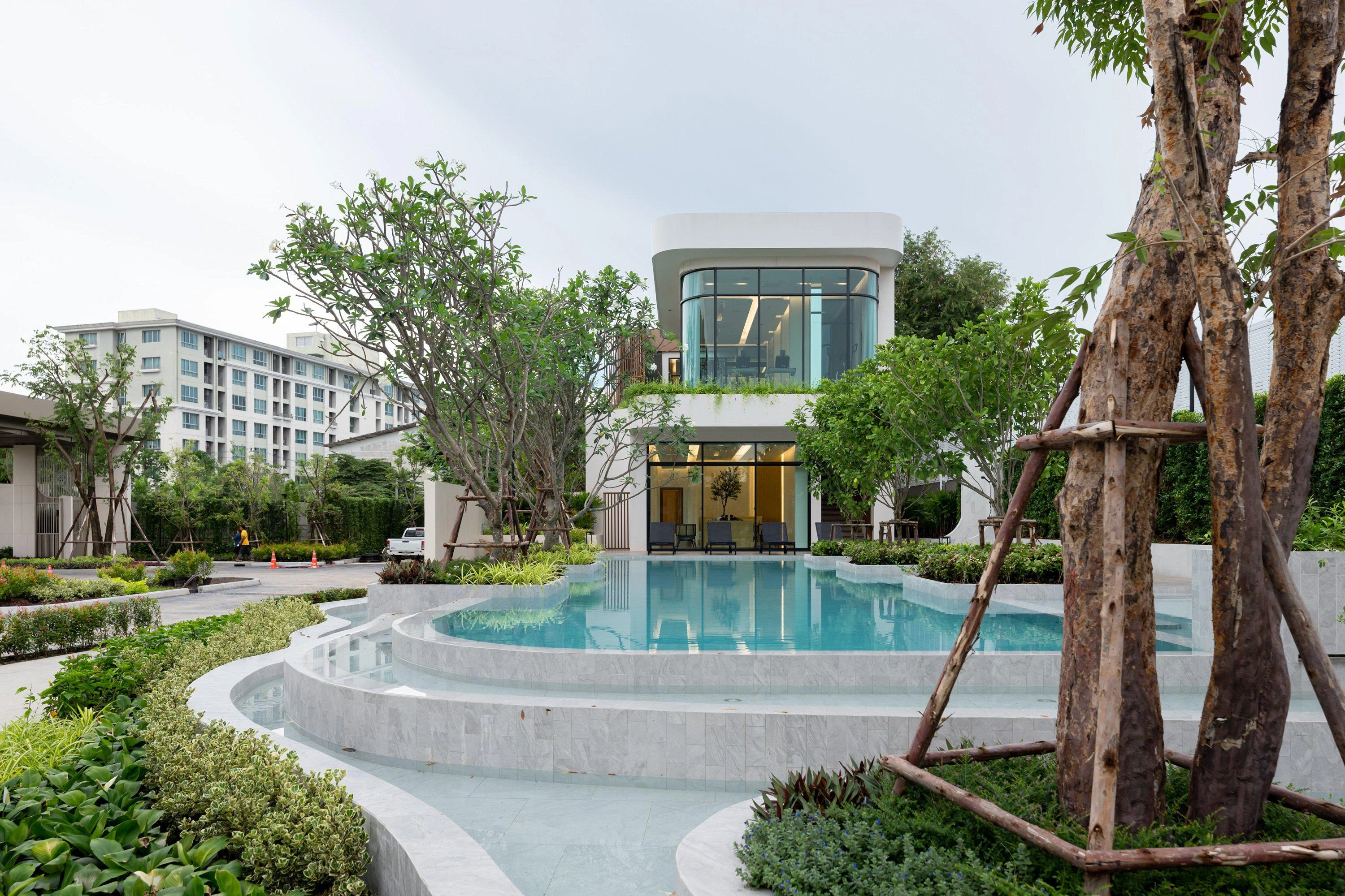 Виллы в современном жилом комплексе в Бангкоке, Таиланд