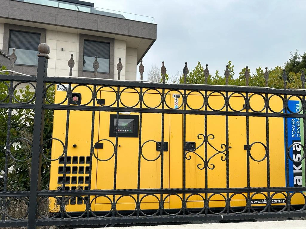 Виллы в современном жилом комплексе в Бейликдюзю, Стамбул, Турция