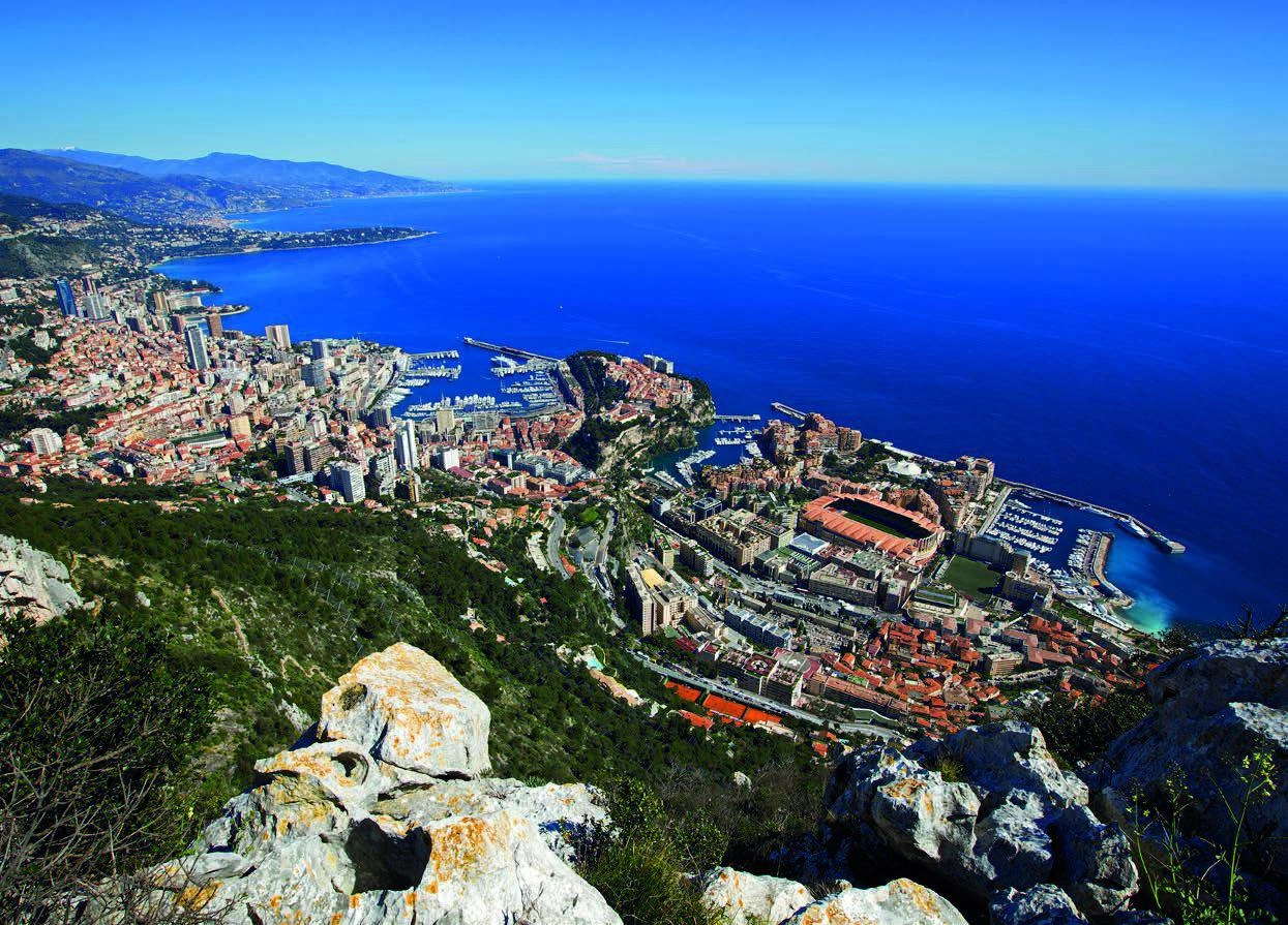 Квартиры в современном жилом комплексе в Прованс-Альпы-Лазурный берег, Франция