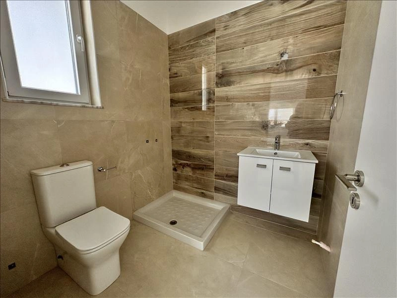 Дома в жилом комплексе у пляжа в Ларнаке, Кипр