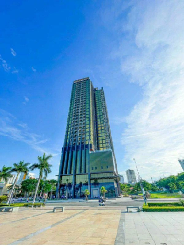 Апартаменты в высотном жилом комплексе в Дананге, Вьетнам