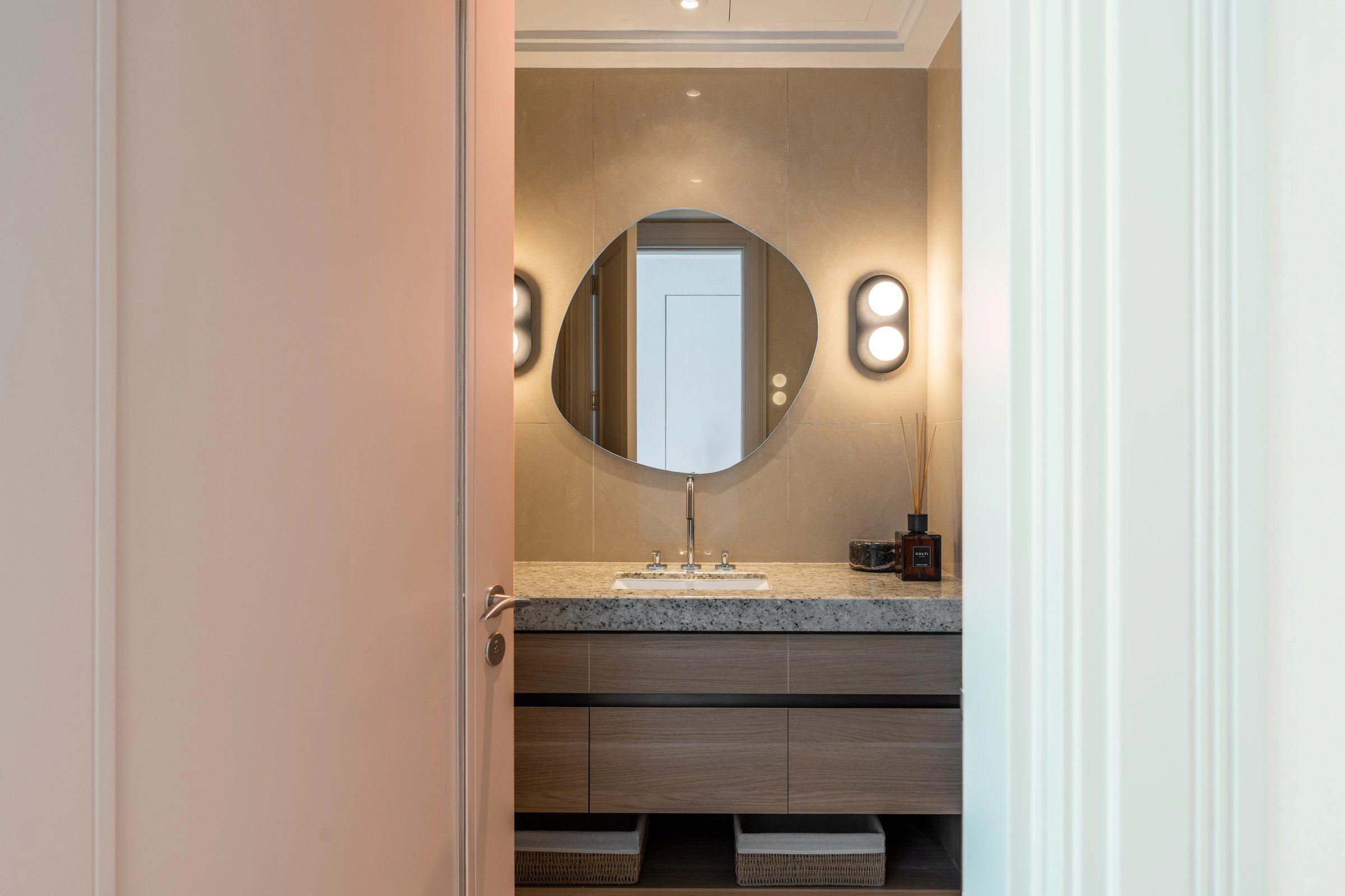 Апартаменты Проект, Объединённые Арабские Эмираты, Абу-Даби