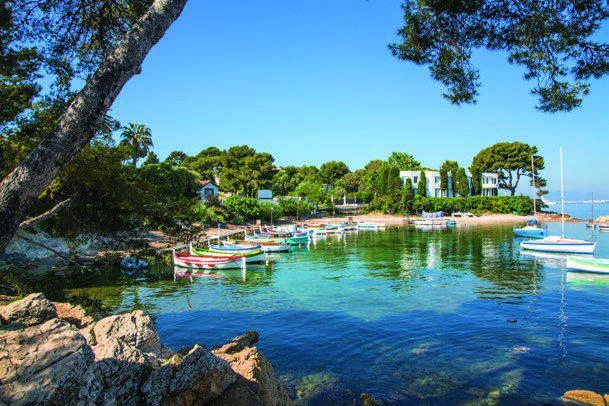 Апартаменты в современном жилом комплексе в Прованс — Альпы — Лазурный Берег, Франция