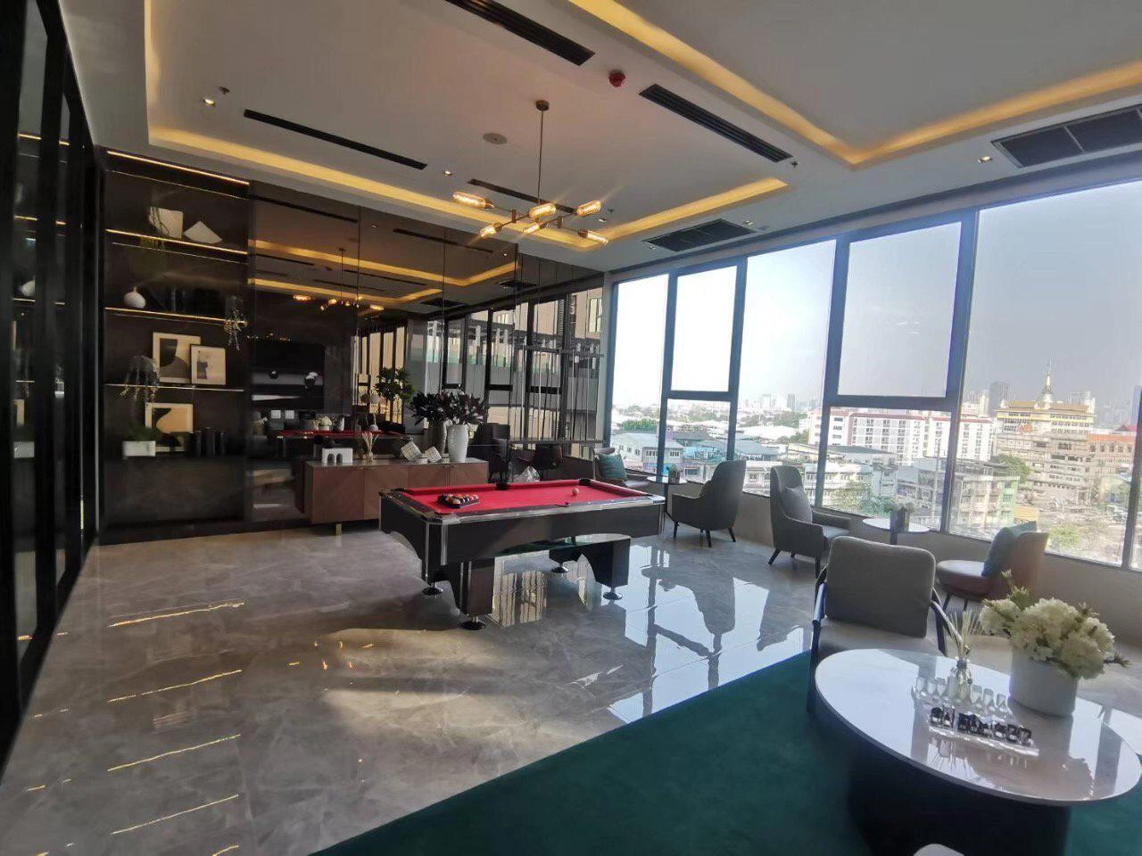 Апартаменты в современном жилом комплексе в районе Сукхумвит, Бангкок, Таиланд