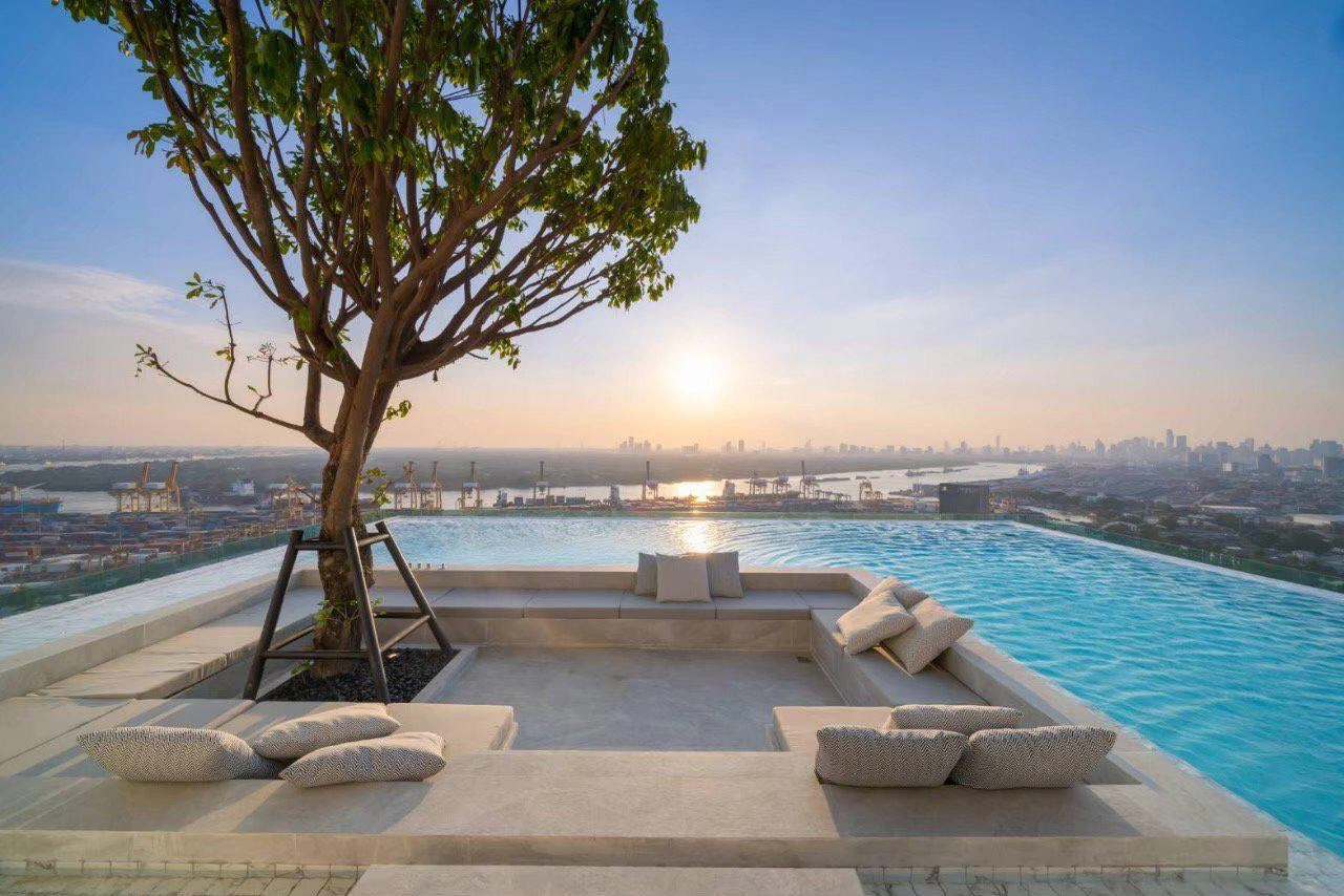 Апартаменты в современном жилом комплексе в районе Сукхумвит, Бангкок, Таиланд