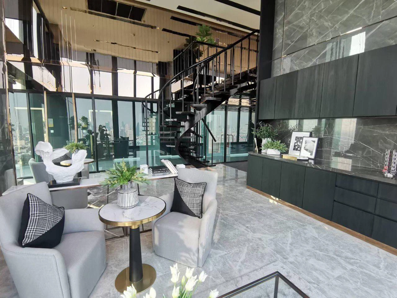 Апартаменты в современном жилом комплексе в районе Сукхумвит, Бангкок, Таиланд