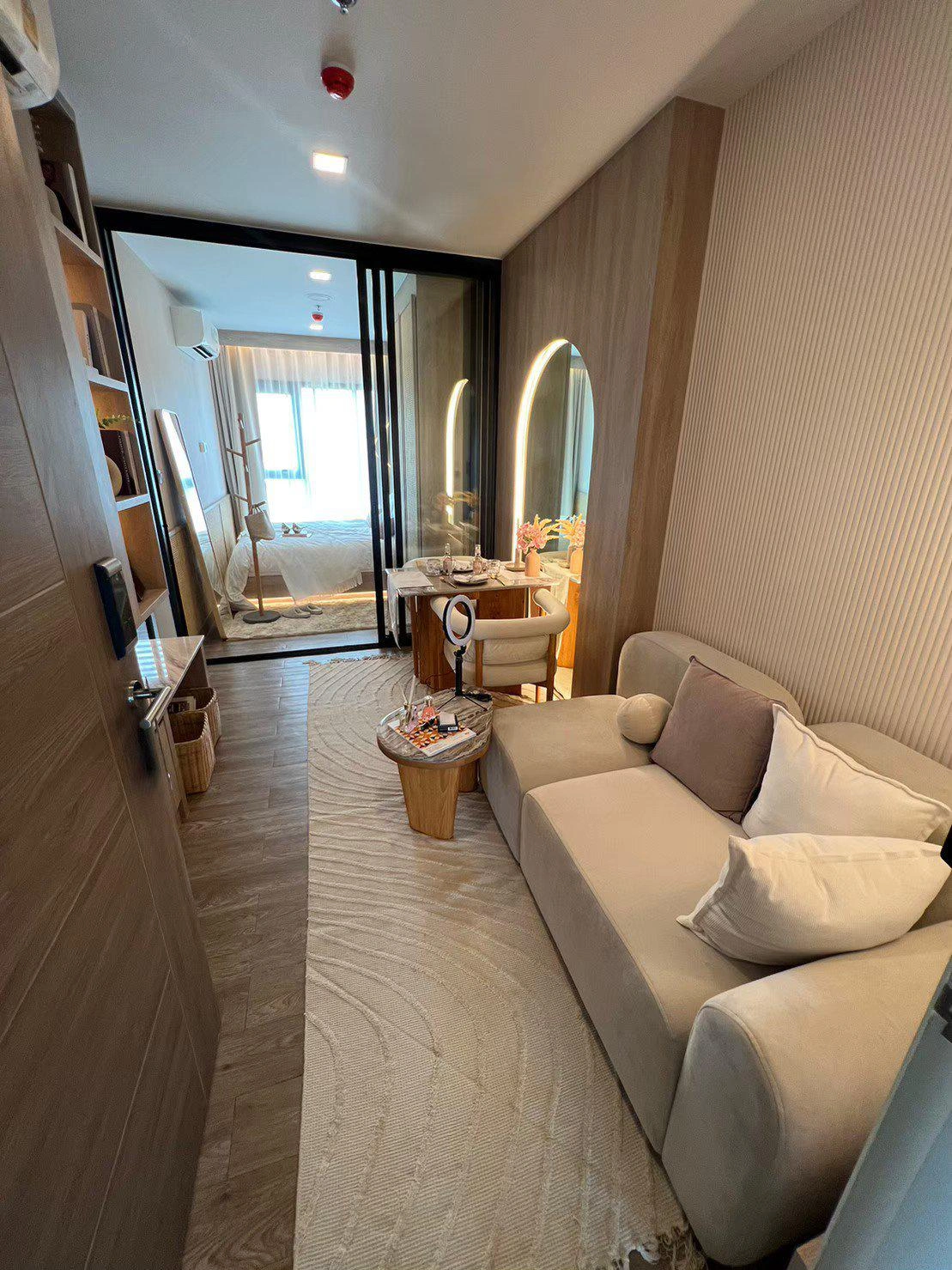 Апартаменты в современном жилом комплексе в районе Сукхумвит, Бангкок, Таиланд