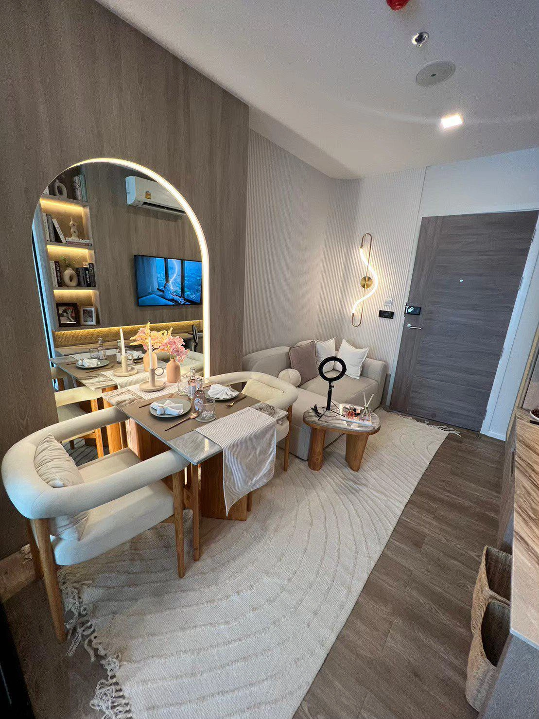 Апартаменты в современном жилом комплексе в районе Сукхумвит, Бангкок, Таиланд