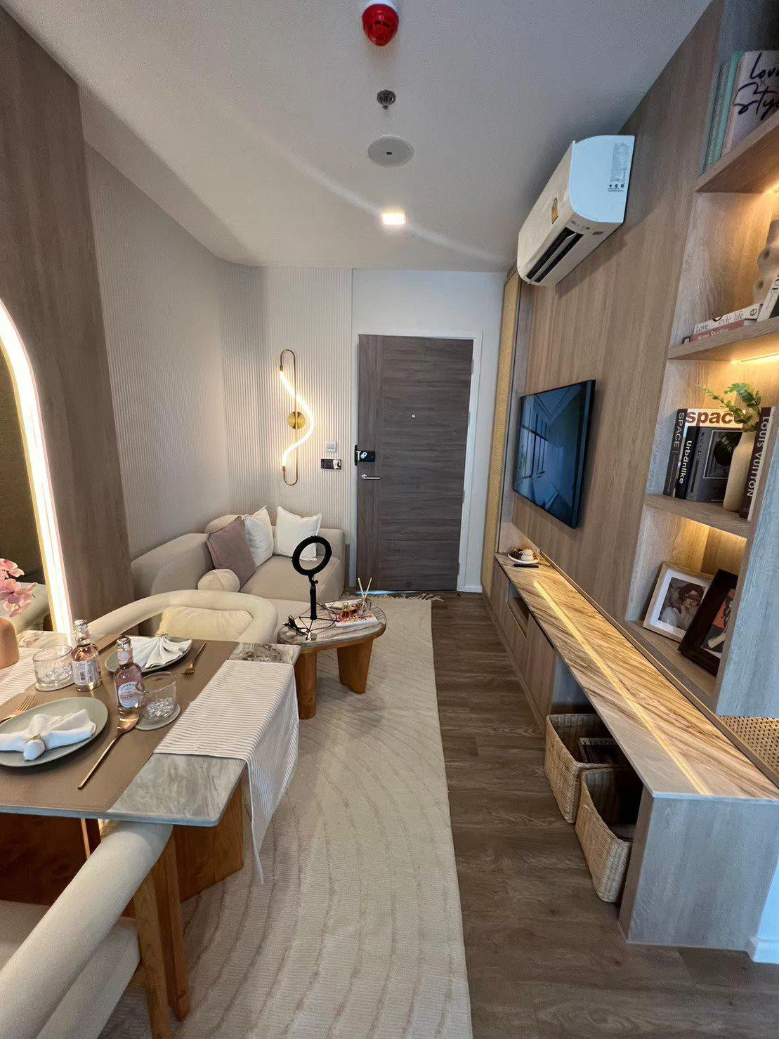 Апартаменты в современном жилом комплексе в районе Сукхумвит, Бангкок, Таиланд