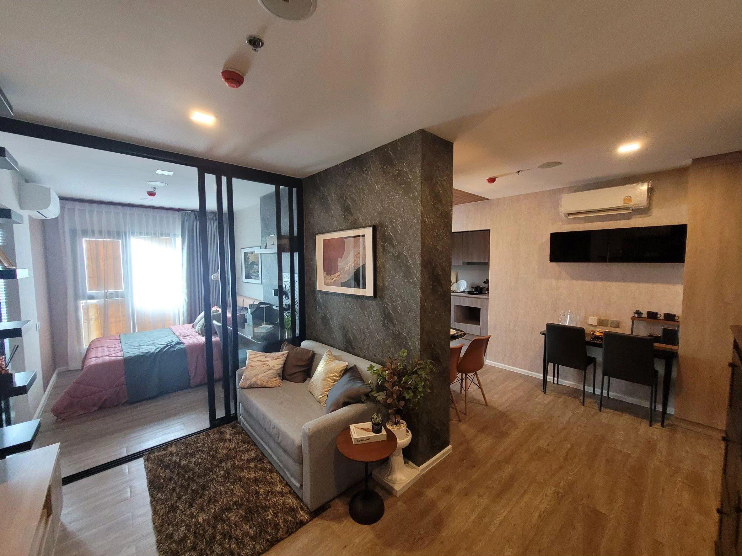 Апартаменты в современном жилом комплексе в районе Сукхумвит, Бангкок, Таиланд