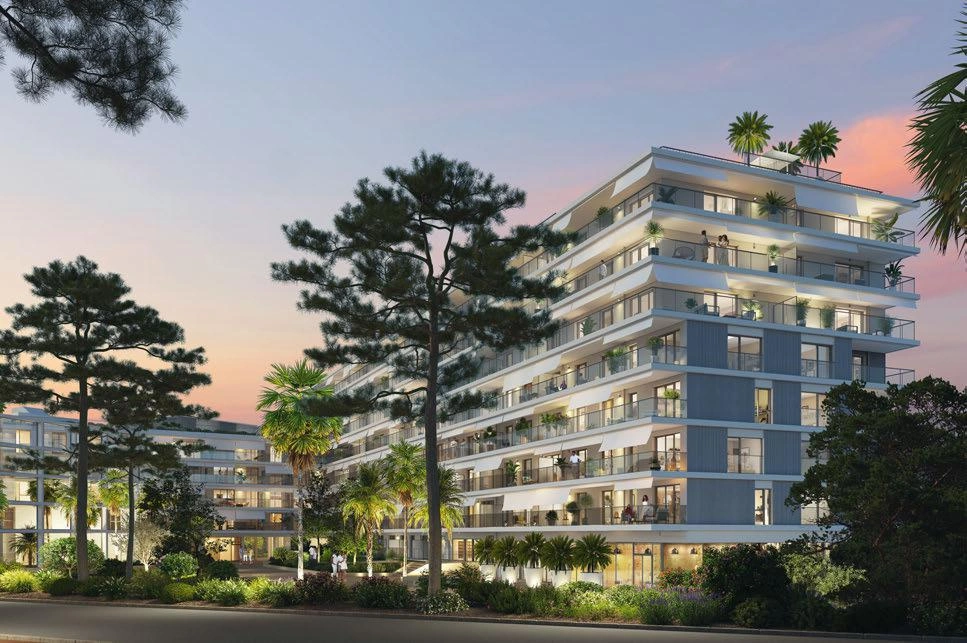 Просторные апартаменты с видом на море в Сен-Лоран-дю-Вар, Франция