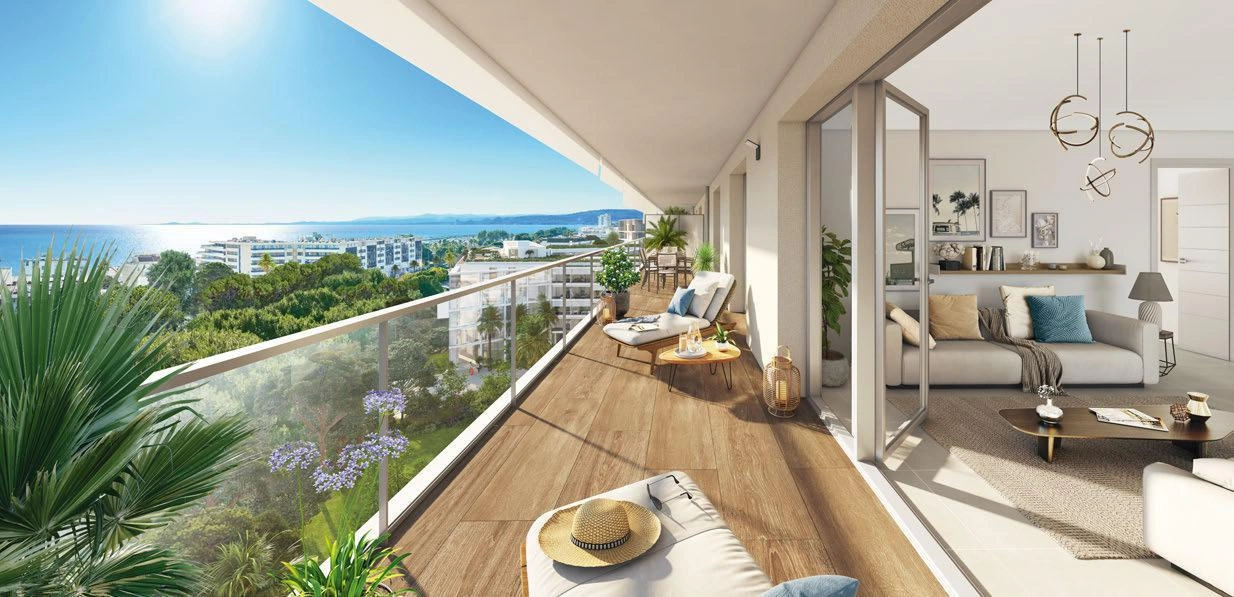 Просторные апартаменты с видом на море в Сен-Лоран-дю-Вар, Франция