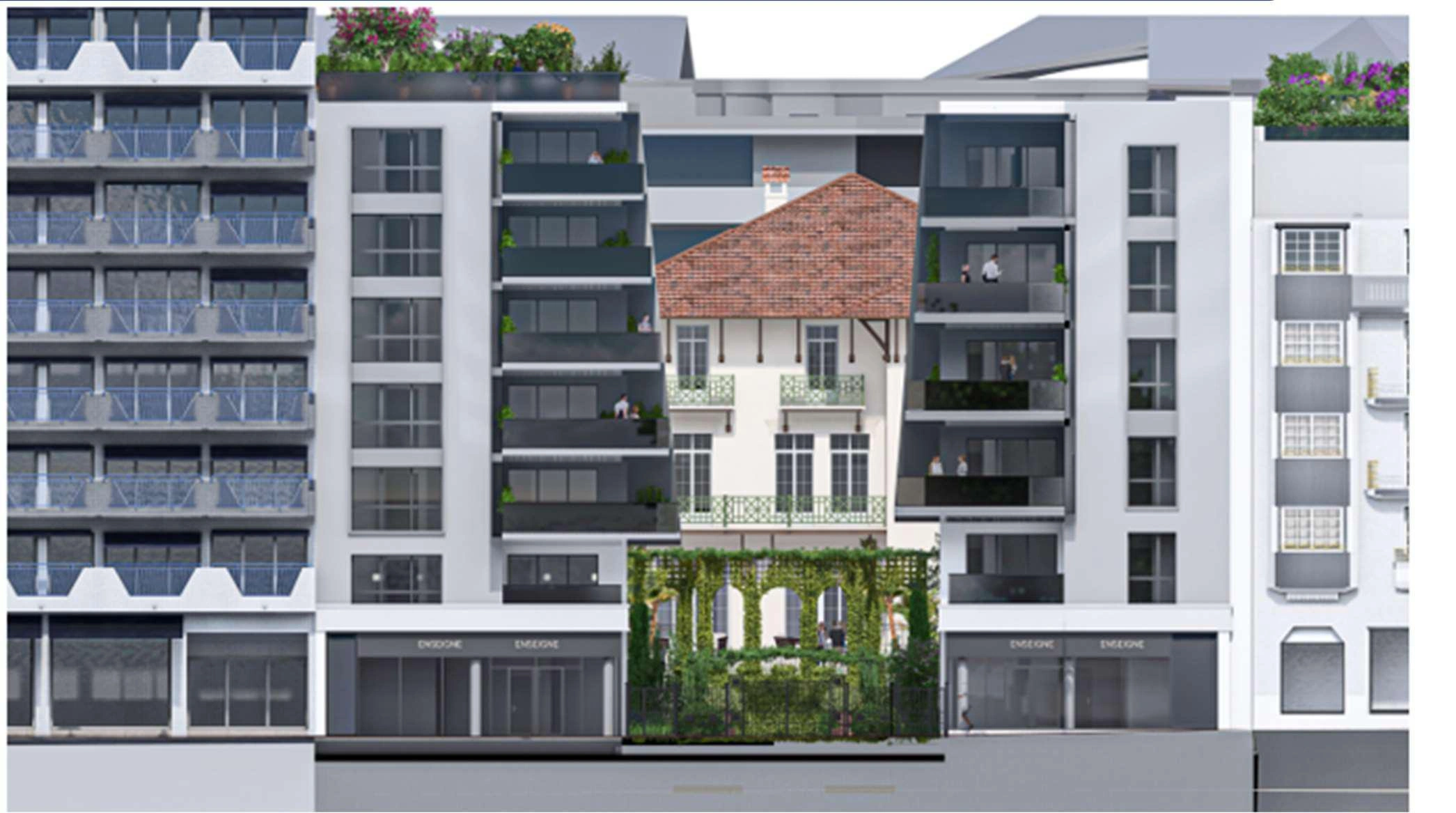 Апартаменты в обновлённом прибрежном комплексе в Жуан-ле-Пен, Франция