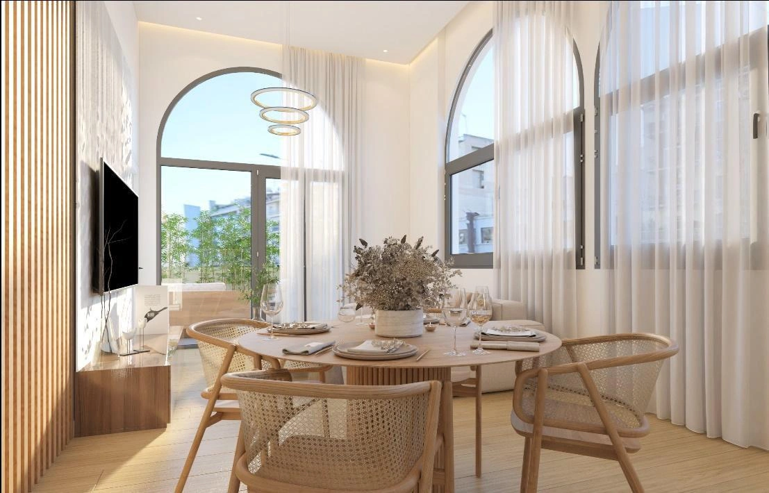 Пентхаус в неоклассическом здании в Аттике, Греция