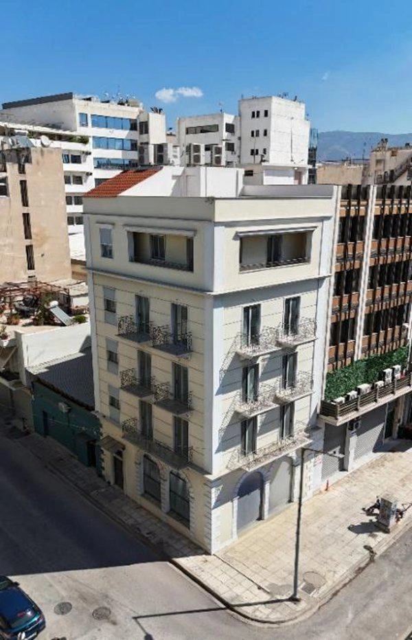 Пентхаус в неоклассическом здании в Аттике, Греция