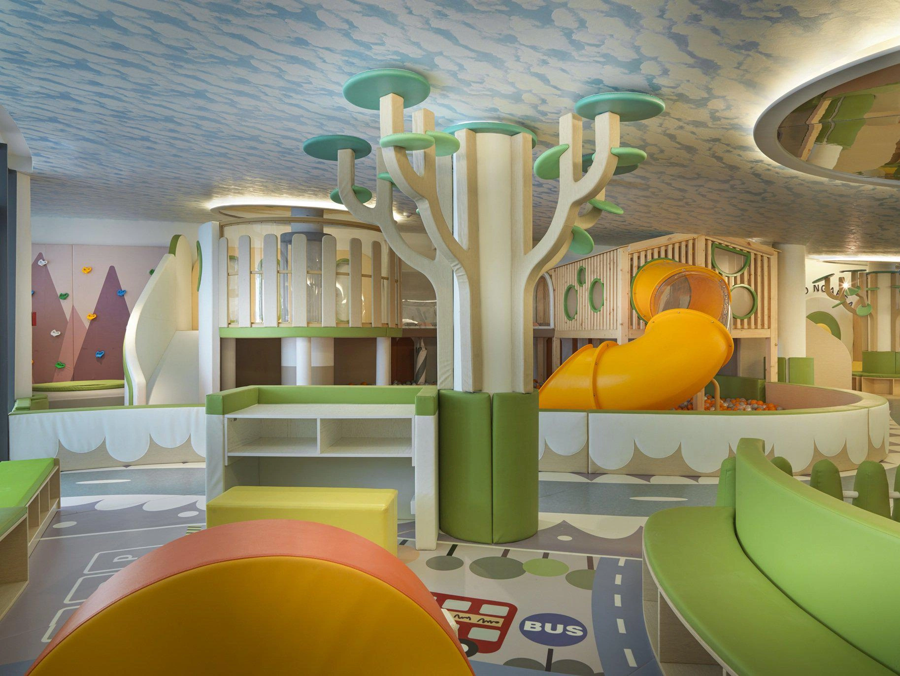 Меблированные апартаменты с гарантированным доходом на Пхукете, Таиланд