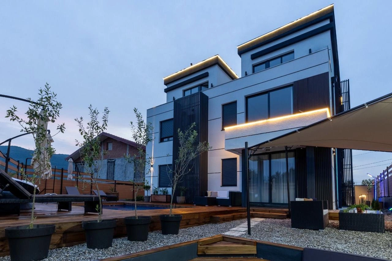 Меблированные апартаменты в Будве, Черногория