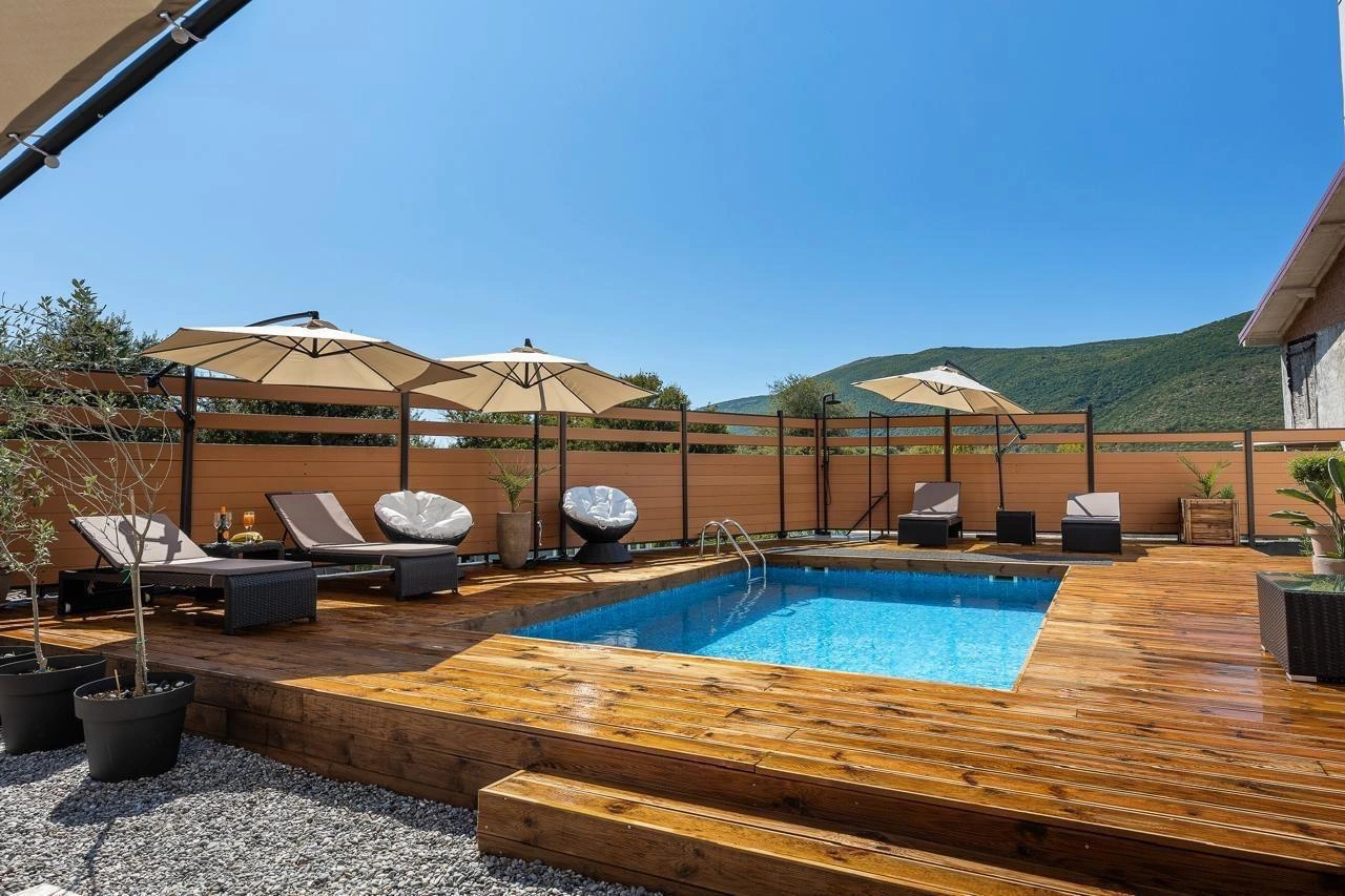 Меблированные апартаменты в Будве, Черногория