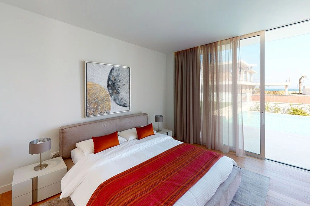 Комплекс роскошных вилл в Перволии, Кипр