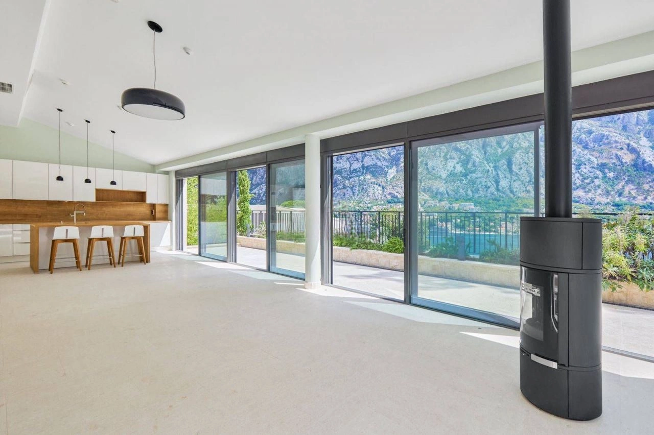 Роскошная вилла 5+1 в Прчане