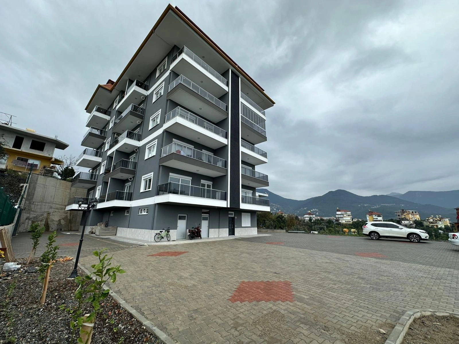 Квартира 2+1 с видом на горы в районе Оба (Аланья)