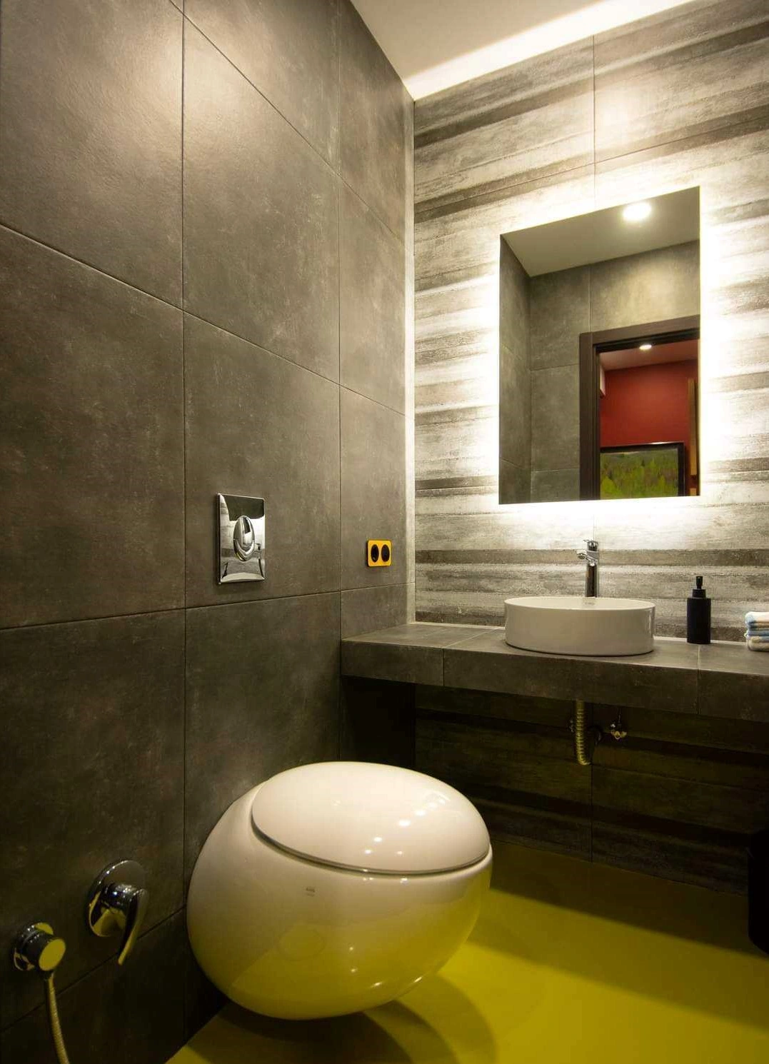 Просторная 3+1 квартира в районе Ваке Тбилиси